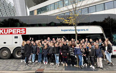 Meiden bezoeken PSV Feyenoord